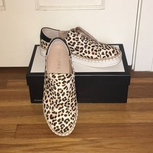 J/Slides Karla Leopard Slip-on Sneakers ~ Size 8.5